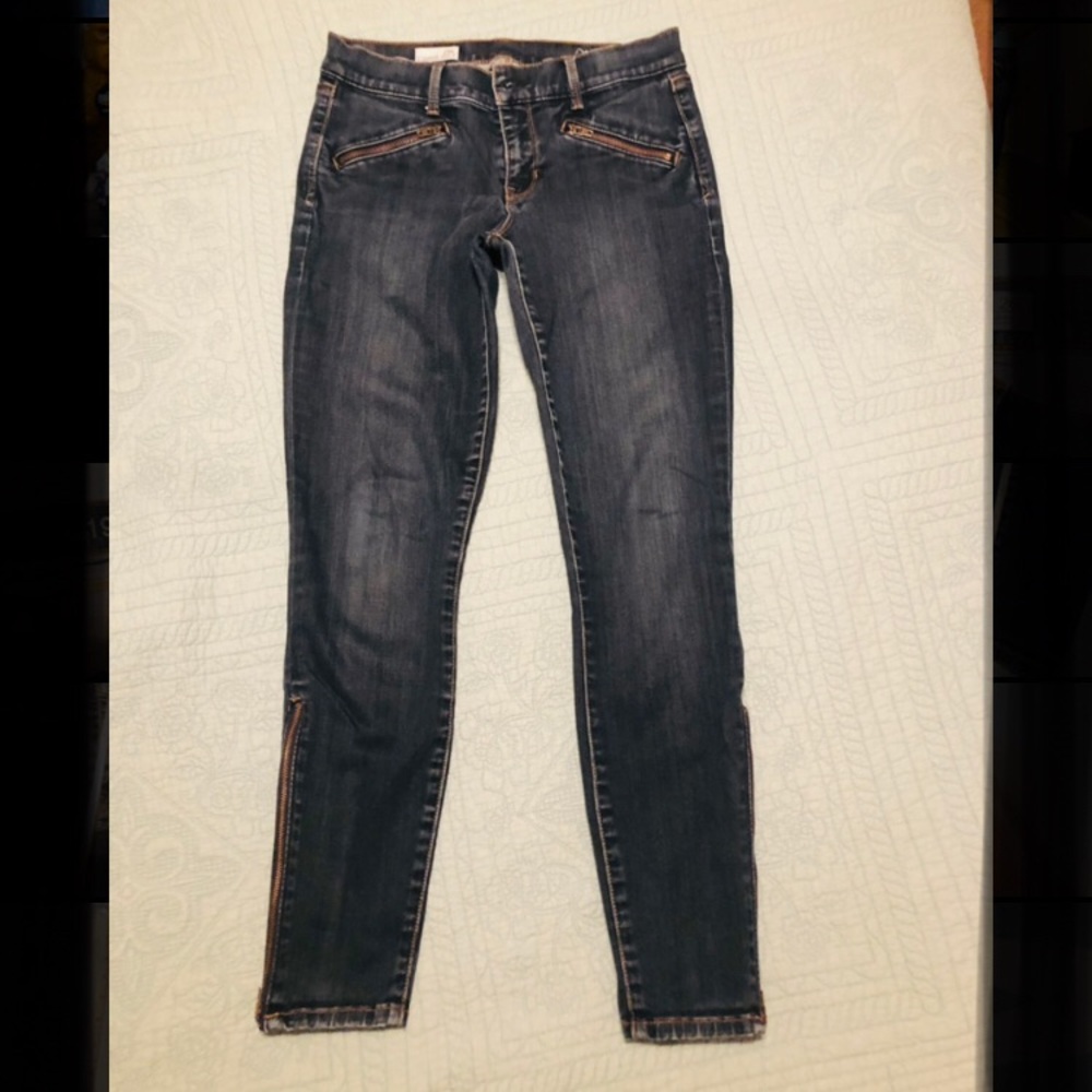 Gap Women’s legging jeans size 26 regular